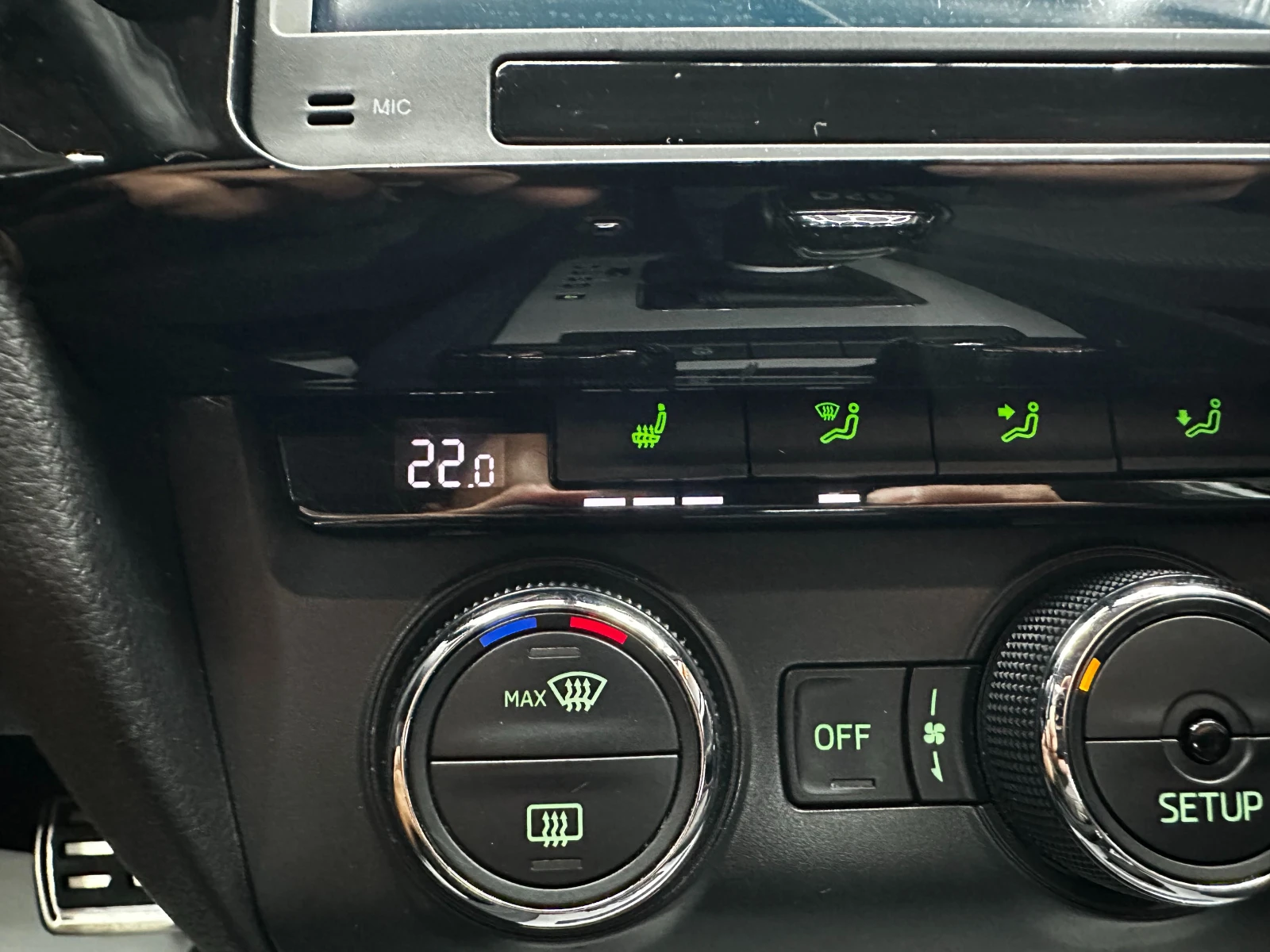 Skoda Octavia 2.0TDI Автомат/ГАРАНЦИЯ 6 МЕСЕЦА/, снимка 11 - Автомобили и джипове - 56131918