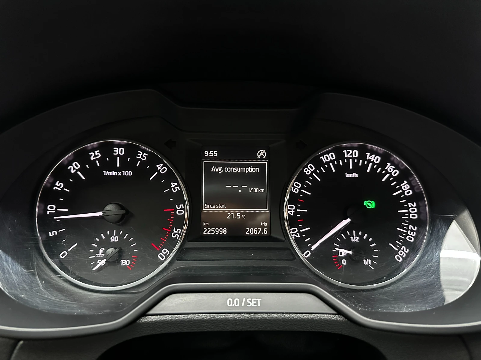 Skoda Octavia 2.0TDI Автомат/ГАРАНЦИЯ 6 МЕСЕЦА/, снимка 13 - Автомобили и джипове - 56131918