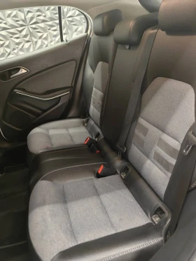 Mercedes-Benz GLA 220 2.2CDI* EURO6B* АВТОМАТ* SELECT DRIVE* ПОДГРЕВ* НА, снимка 6