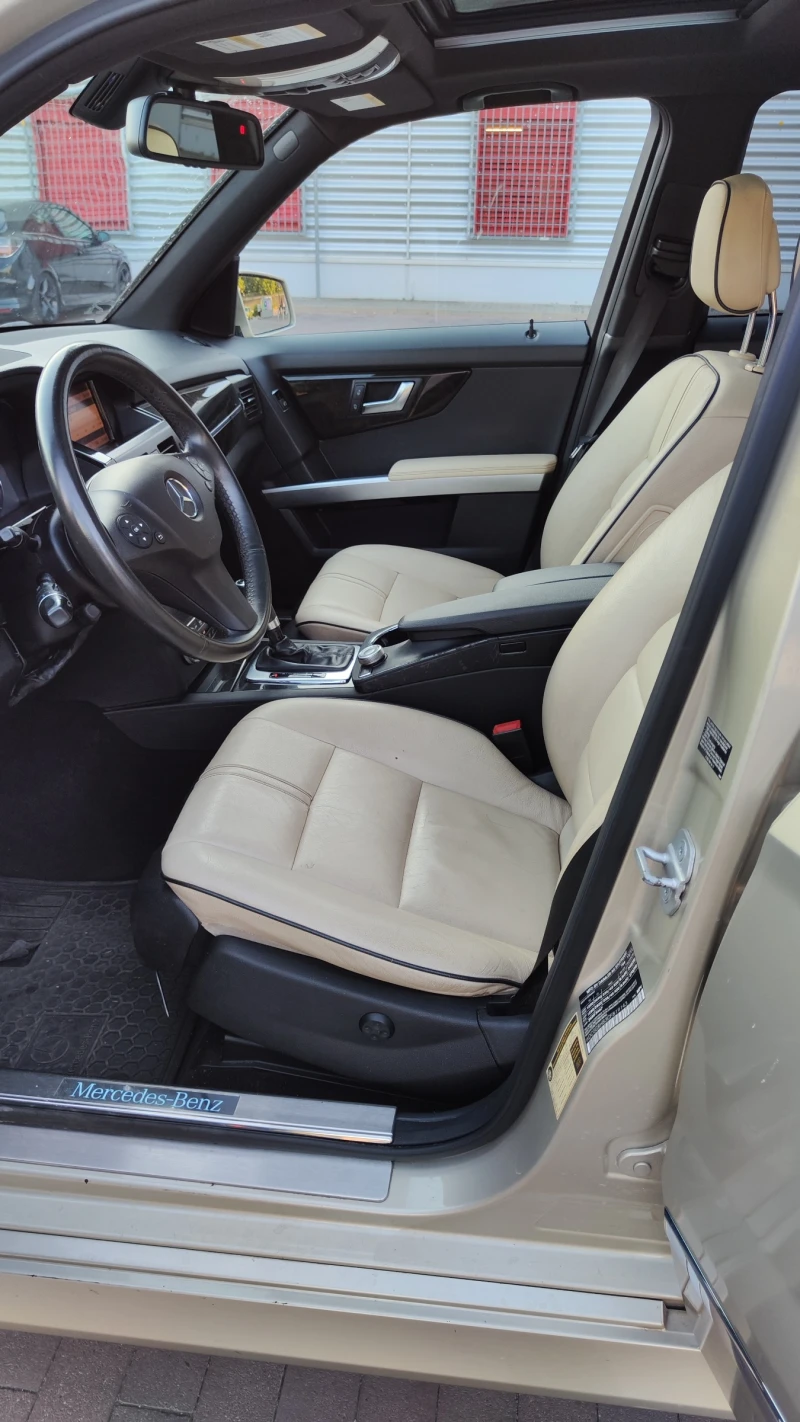 Mercedes-Benz GLK 350 4matic AMG LPG PANORAMA, снимка 7 - Автомобили и джипове - 52735908