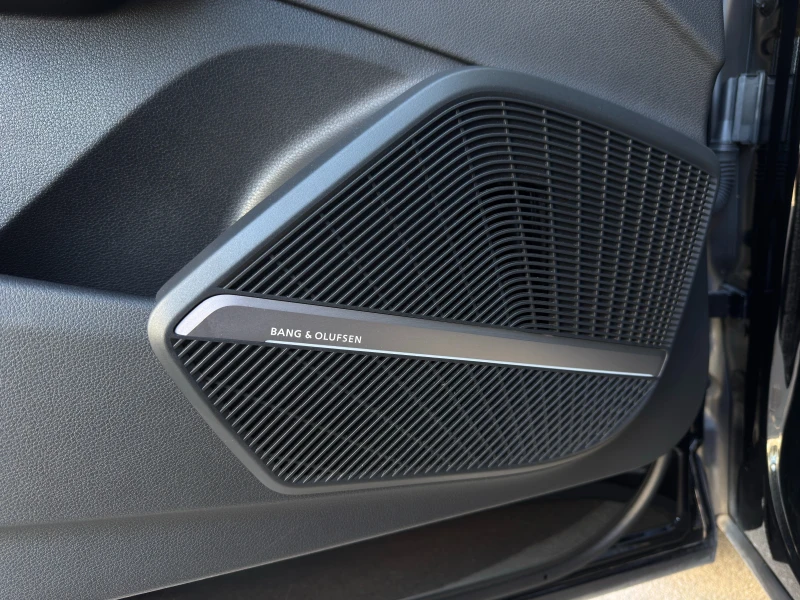 Audi Q5 s line technik, снимка 8 - Автомобили и джипове - 52356690