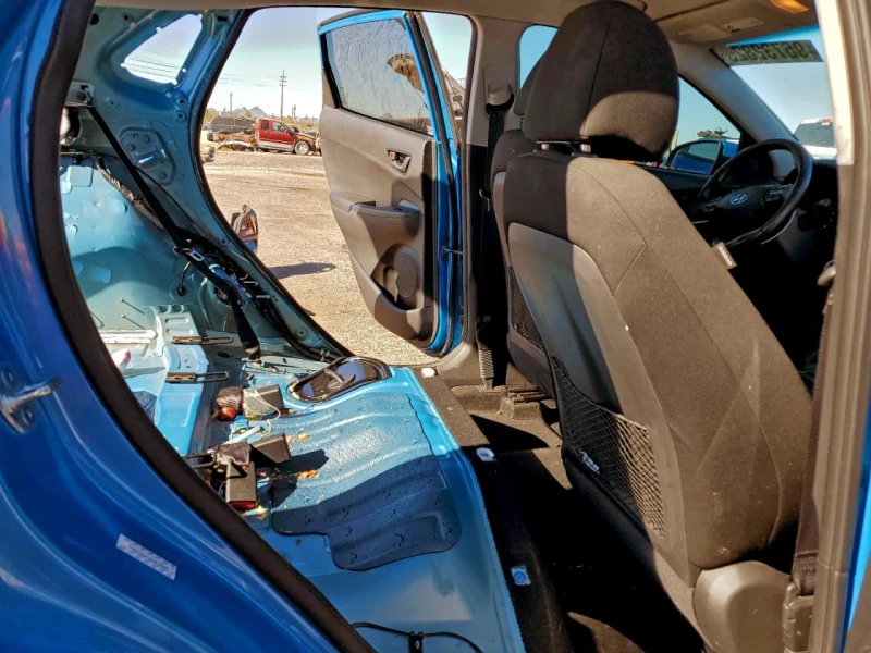 Hyundai Kona 2, 0 SEL , снимка 10 - Автомобили и джипове - 53167425