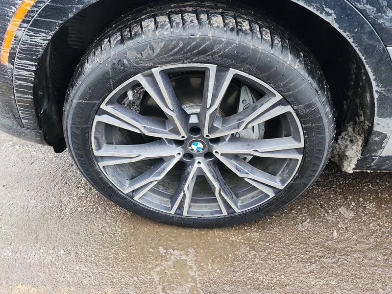 BMW X7 xDrive40i / ПАНОРАМА / ДИСТРОНИК / 360 / ПОДГРЕВ, снимка 7 - Автомобили и джипове - 53455287