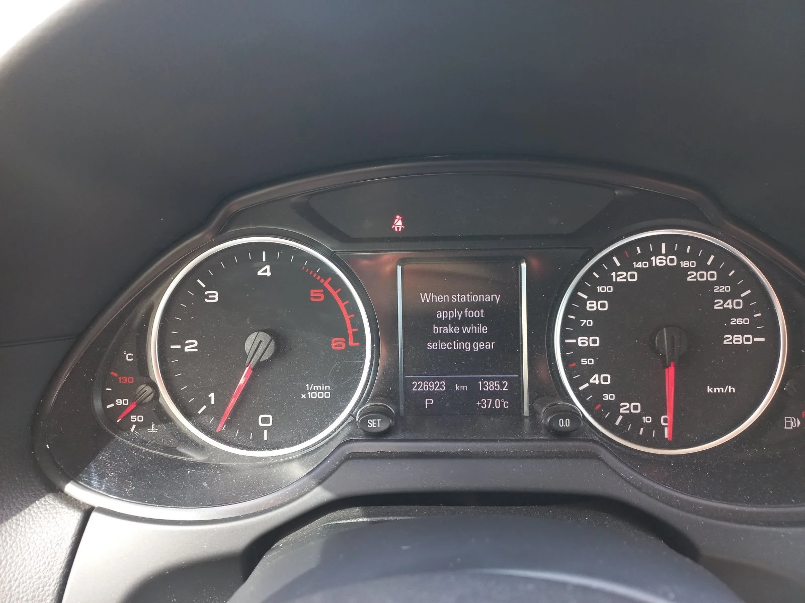 Audi Q5 3.0TDi-241kc. B&O, възможен ЛИЗИНГ, снимка 7 - Автомобили и джипове - 53909139