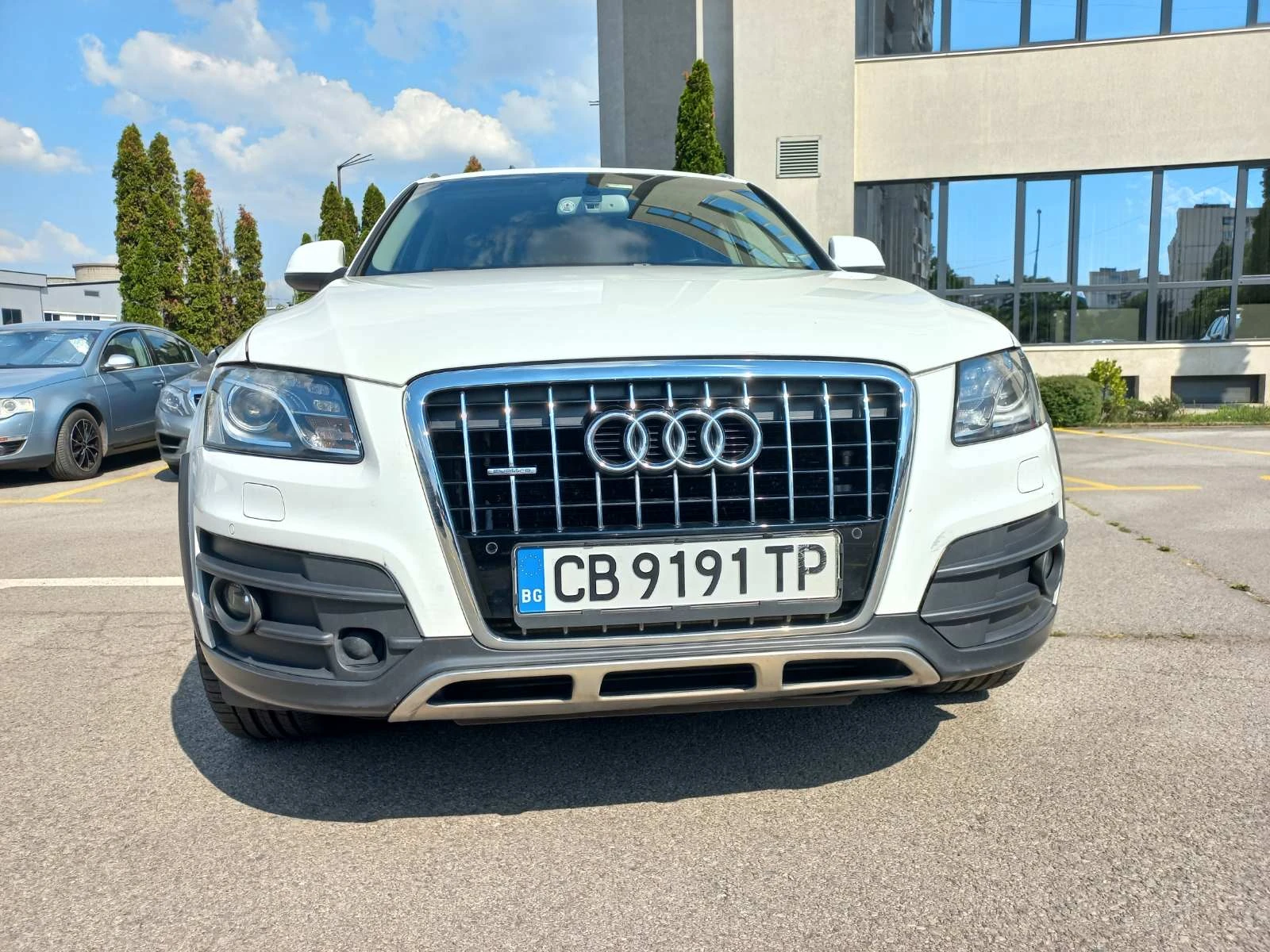 Audi Q5 3.0TDi-241kc. B&O, възможен ЛИЗИНГ, снимка 10 - Автомобили и джипове - 53909139