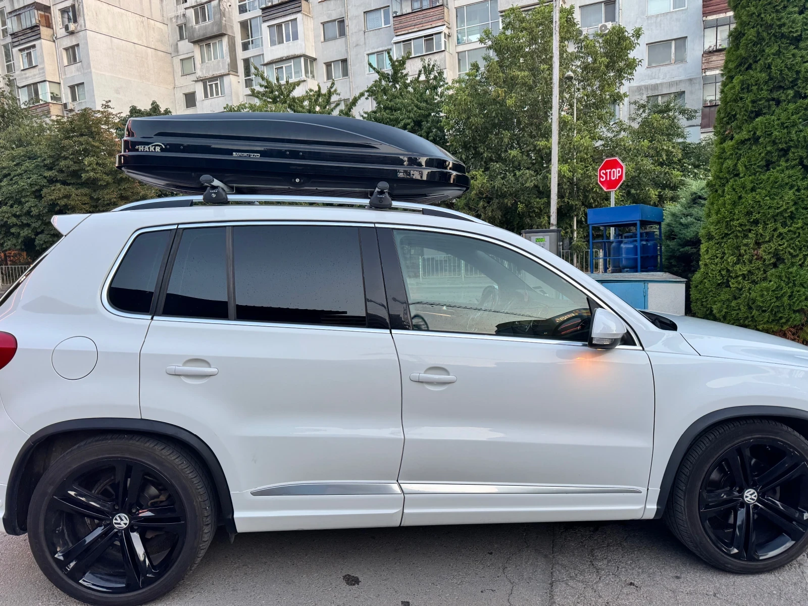 VW Tiguan R-LINE 2.0TDI 4* 4 DSG FACELIFT SPORT | Mobile.bg   1