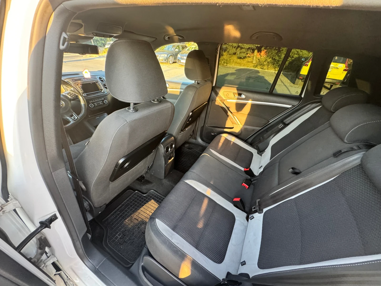 VW Tiguan R-LINE 2.0TDI 4* 4 DSG FACELIFT SPORT | Mobile.bg   11