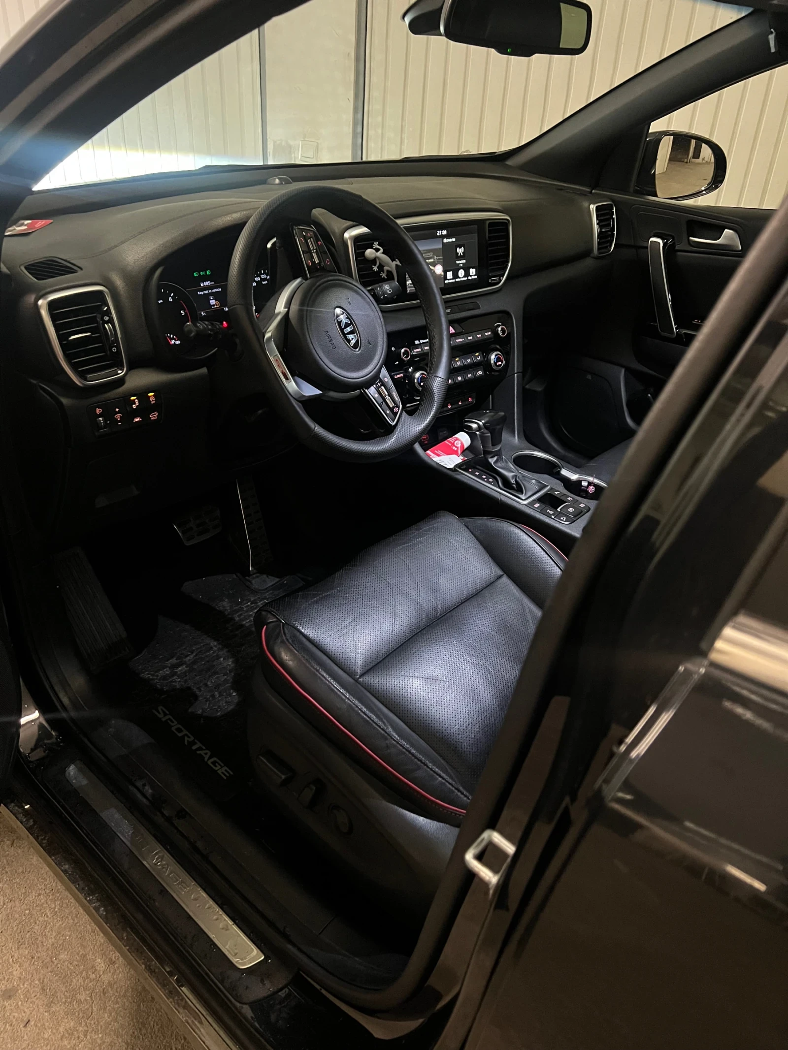 Kia Sportage 2.0D GT-line FACE - изображение 5