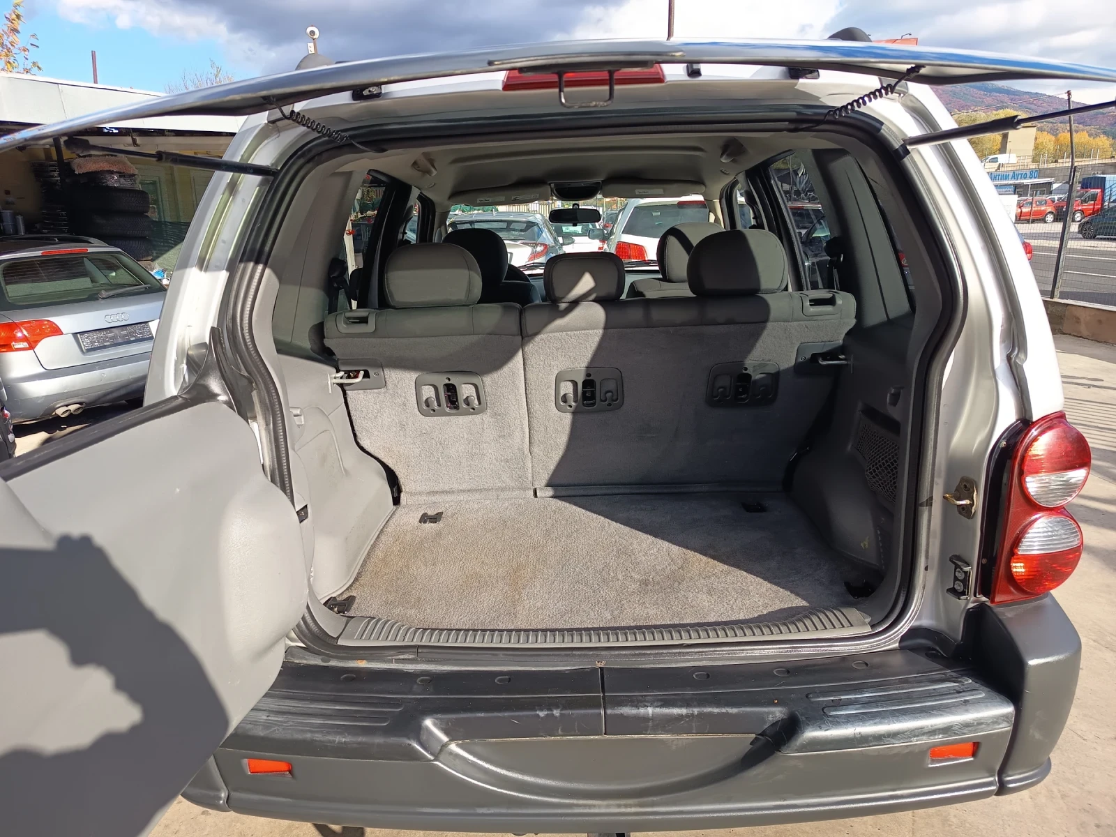 Jeep Cherokee 2.8gtd | Mobile.bg   12