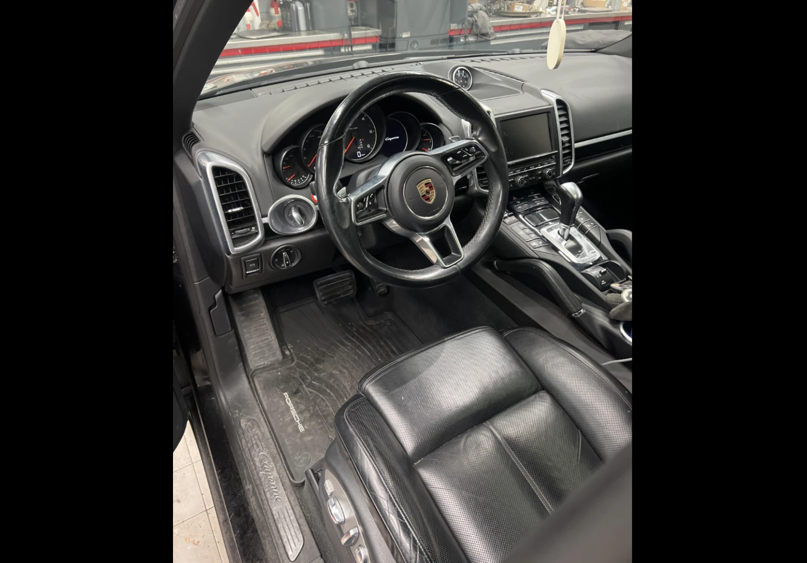 Porsche Cayenne  - изображение 5