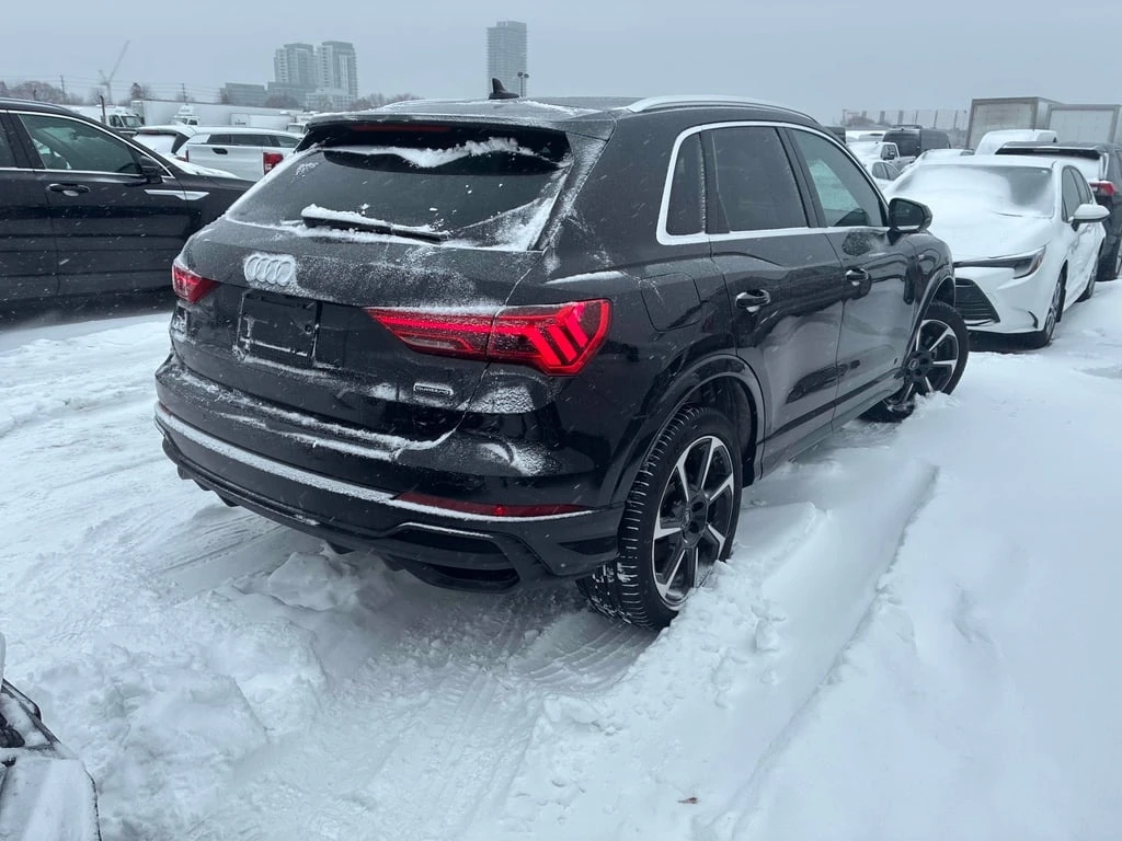 Audi Q3 * Progressiv * CARFAX * БЕЗ ПЪРВОНАЧАЛНА ВНОСКА - изображение 3