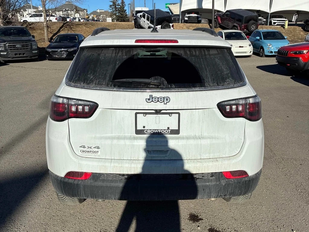 Jeep Compass * Sport * CARFAX * �������� * �� ���������������� | Mobile.bg � ����������� 4