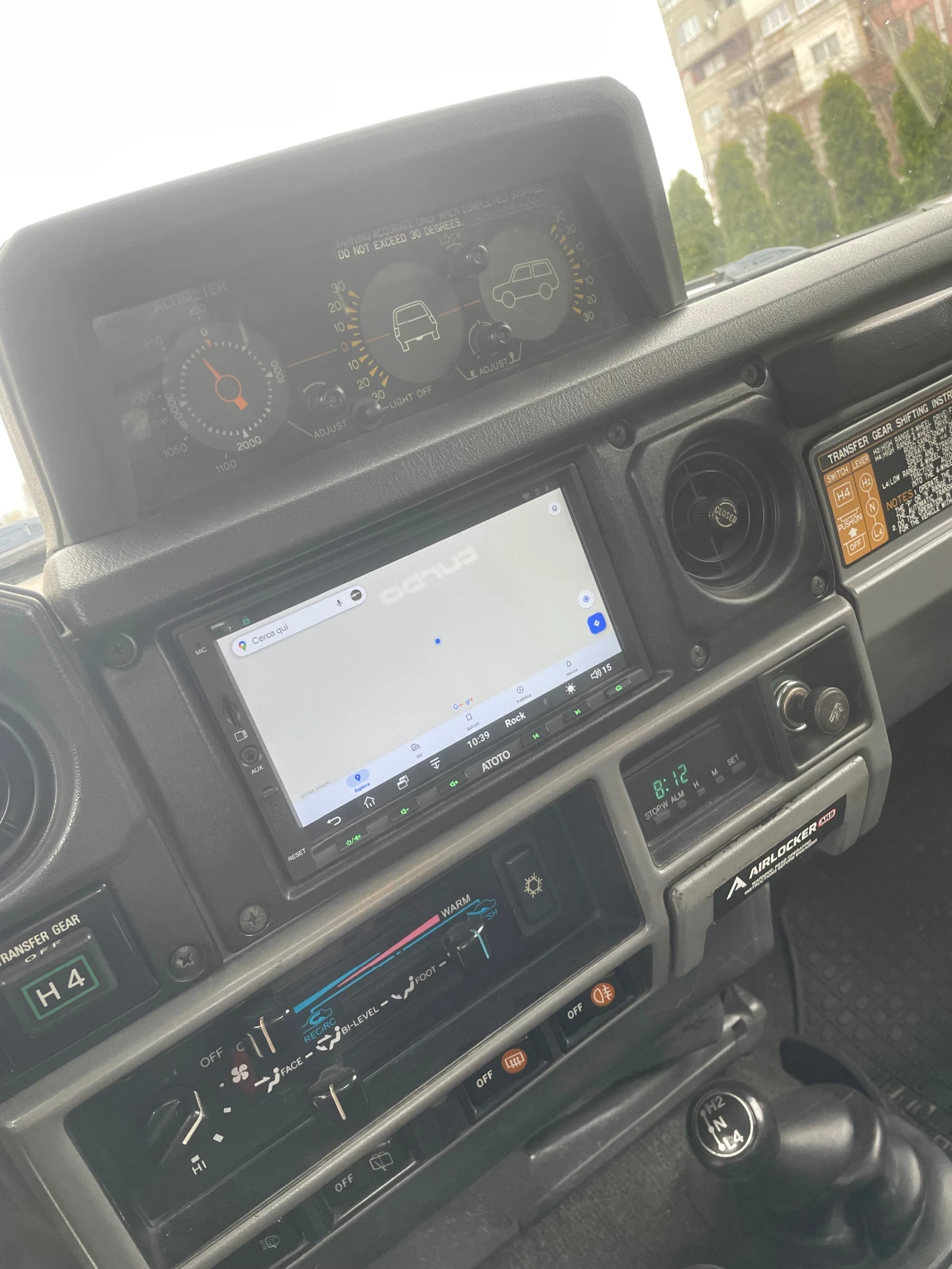 Toyota Land cruiser, снимка 13 - Автомобили и джипове - 54054837