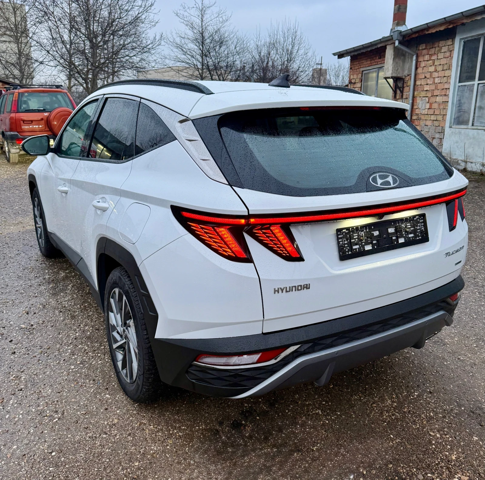 Hyundai Tucson 1.6 CRDi Mild-Hybrid   136 к.с.   4WD   Автоматик , снимка 4 - Автомобили и джипове - 54229312