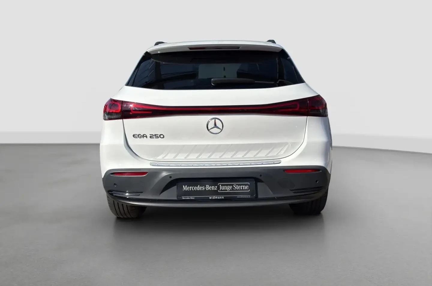 Mercedes-Benz EQA 250 * Progressive Advanced* LED* Night* PDC* 360 , снимка 6 - Автомобили и джипове - 54998974