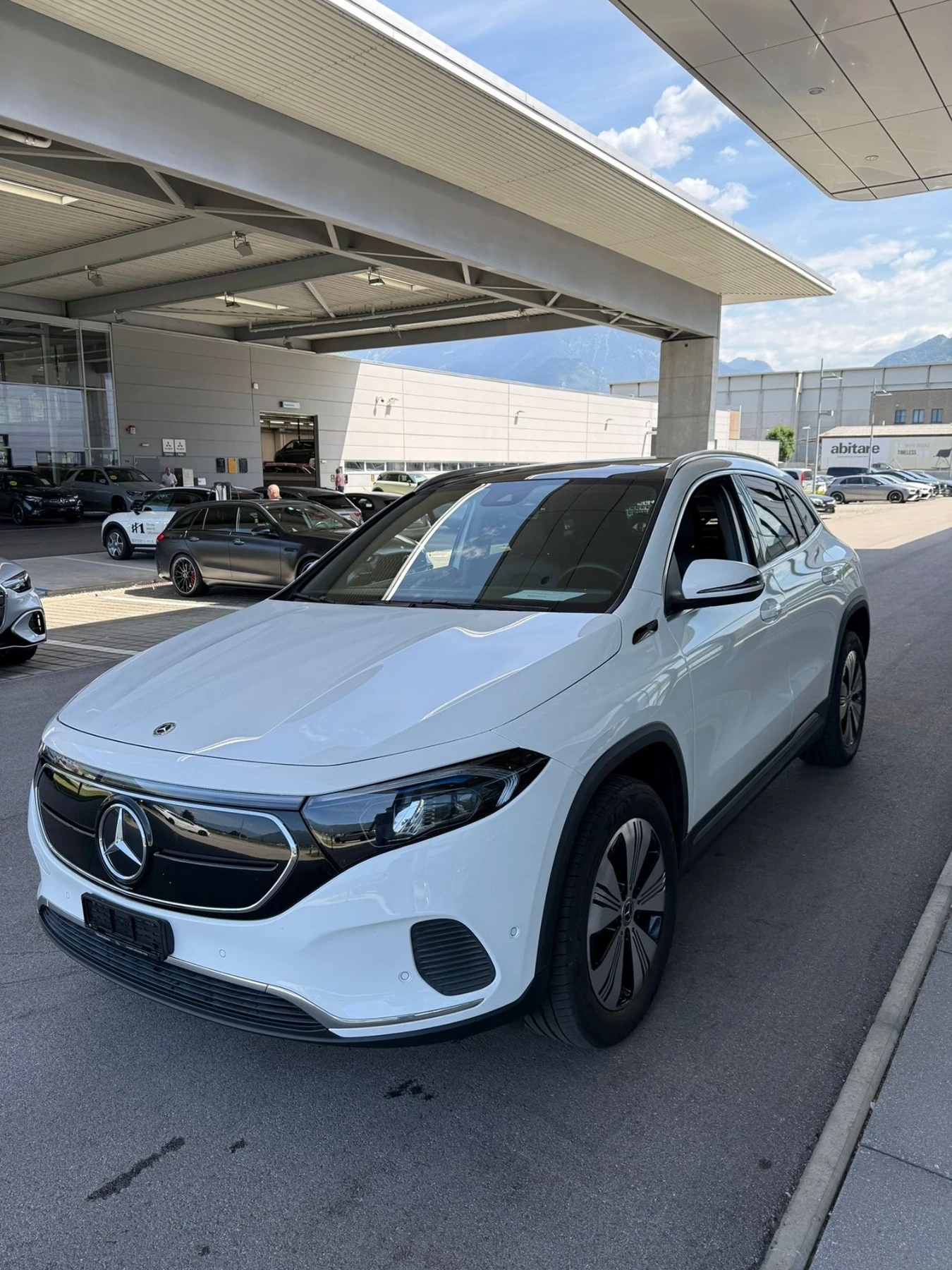 Mercedes-Benz EQA EQA 250 Очакван внос от Щвейцария 