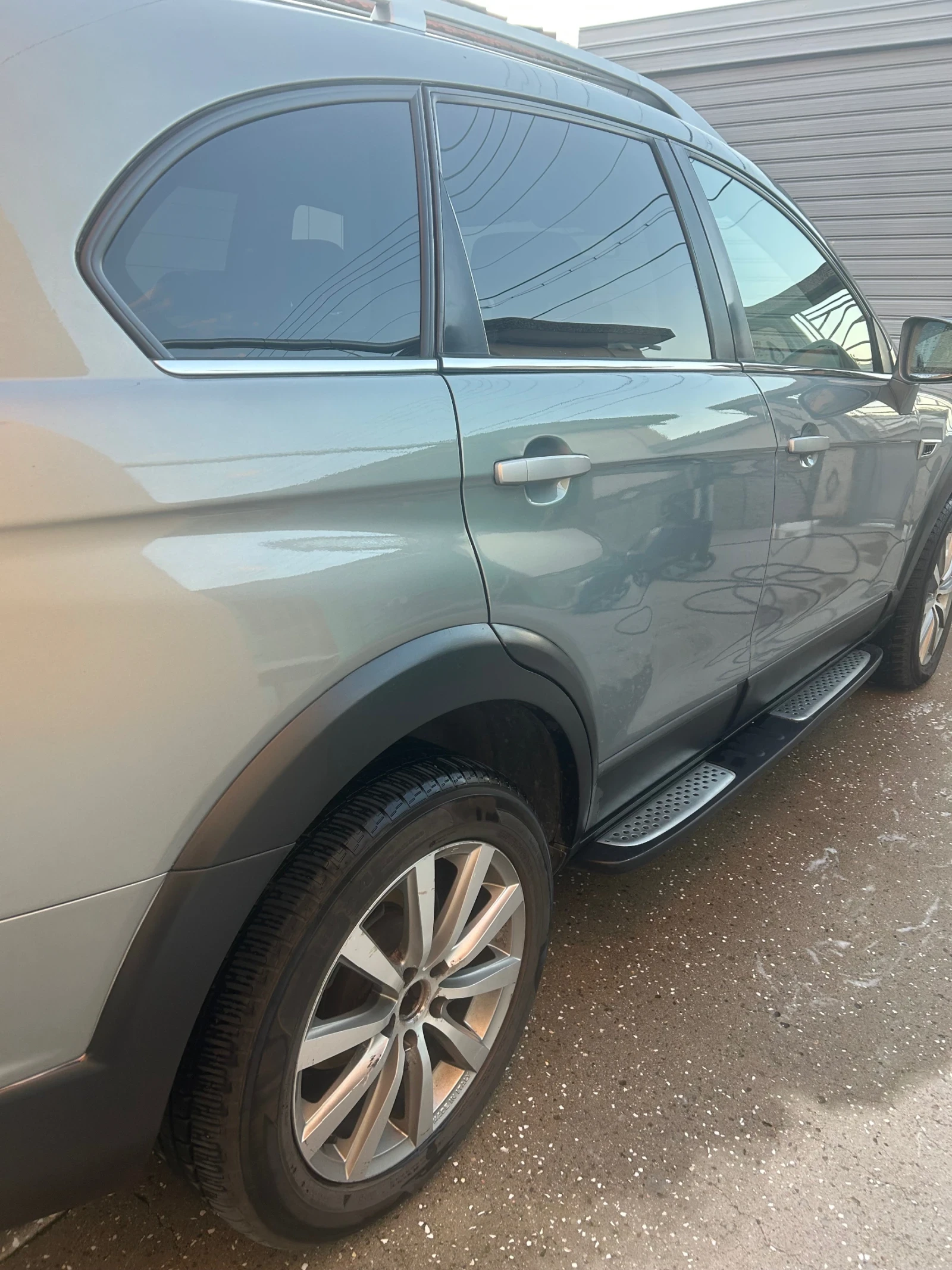 Chevrolet Captiva, снимка 3 - Автомобили и джипове - 55397145