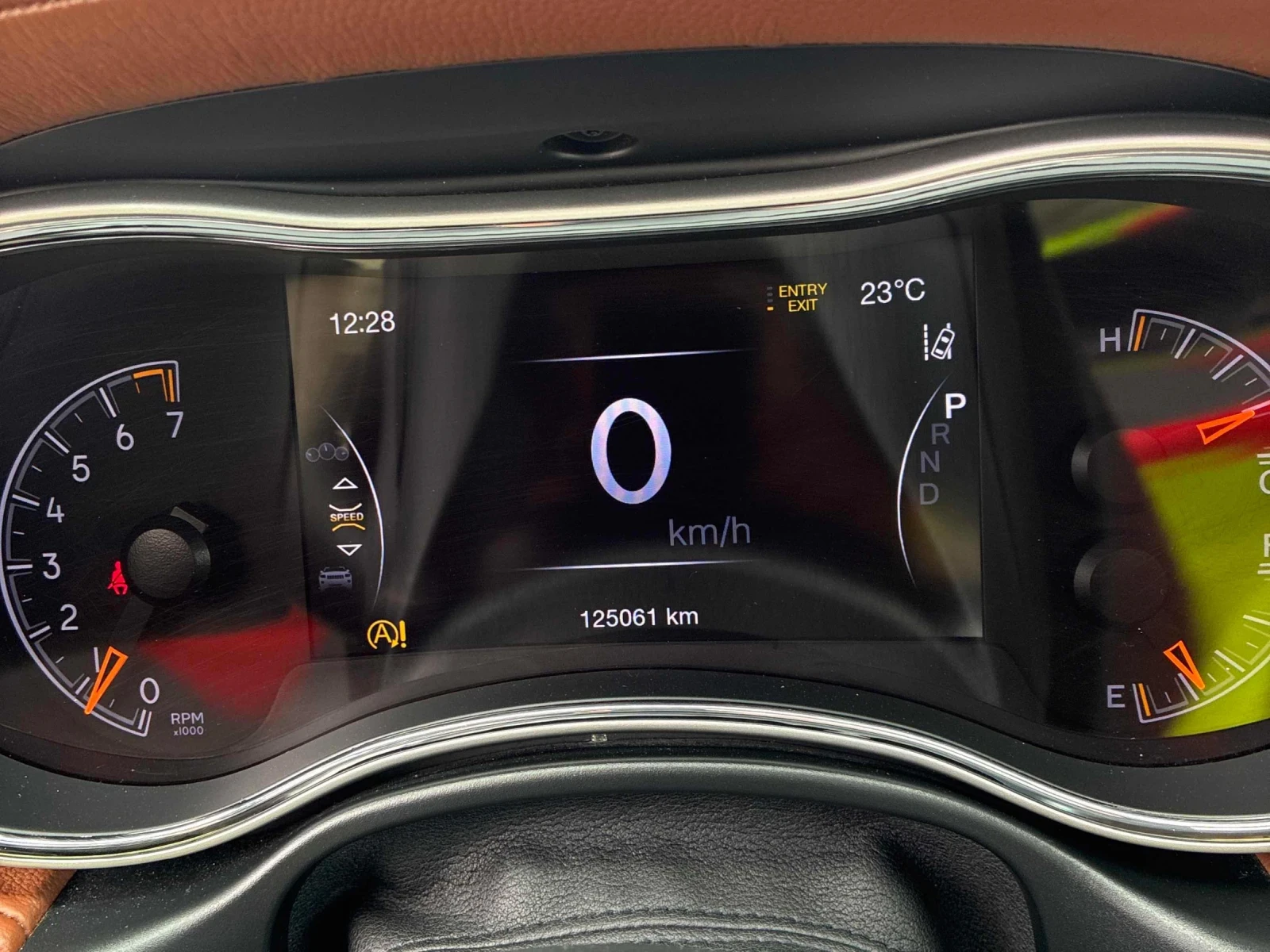Jeep Grand cherokee Summit* Pano* Back cam* dist* �����* �������*  | Mobile.bg � ����������� 7