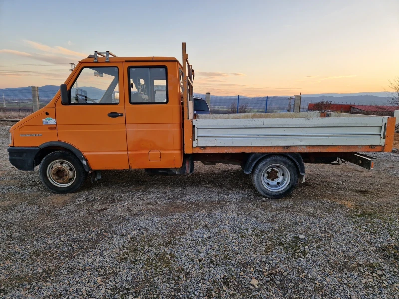 Iveco Daily 35c12 B категория, снимка 4 - Бусове и автобуси - 48622712