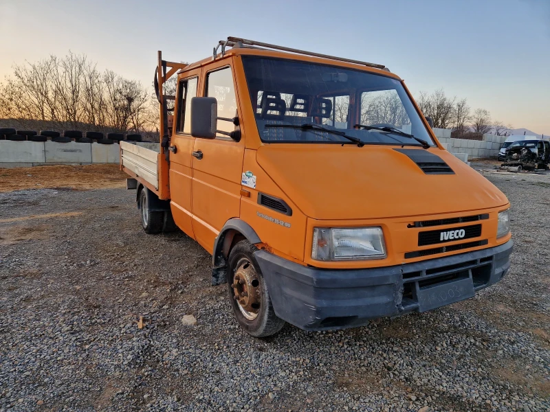 Iveco Daily 35c12 B категория, снимка 1 - Бусове и автобуси - 48622712