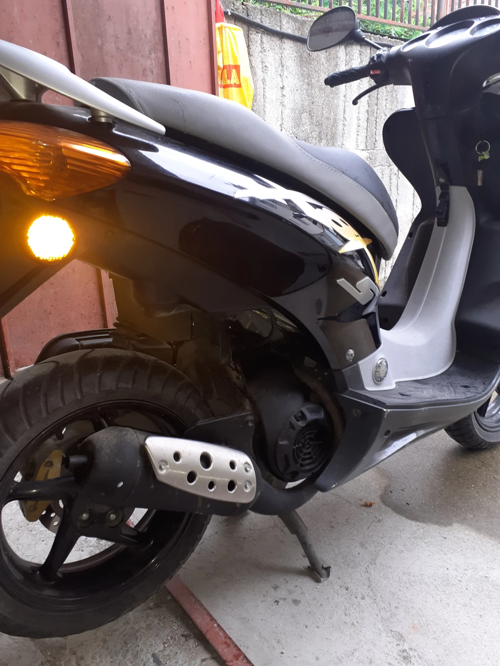 Honda X8R-S  - изображение 4