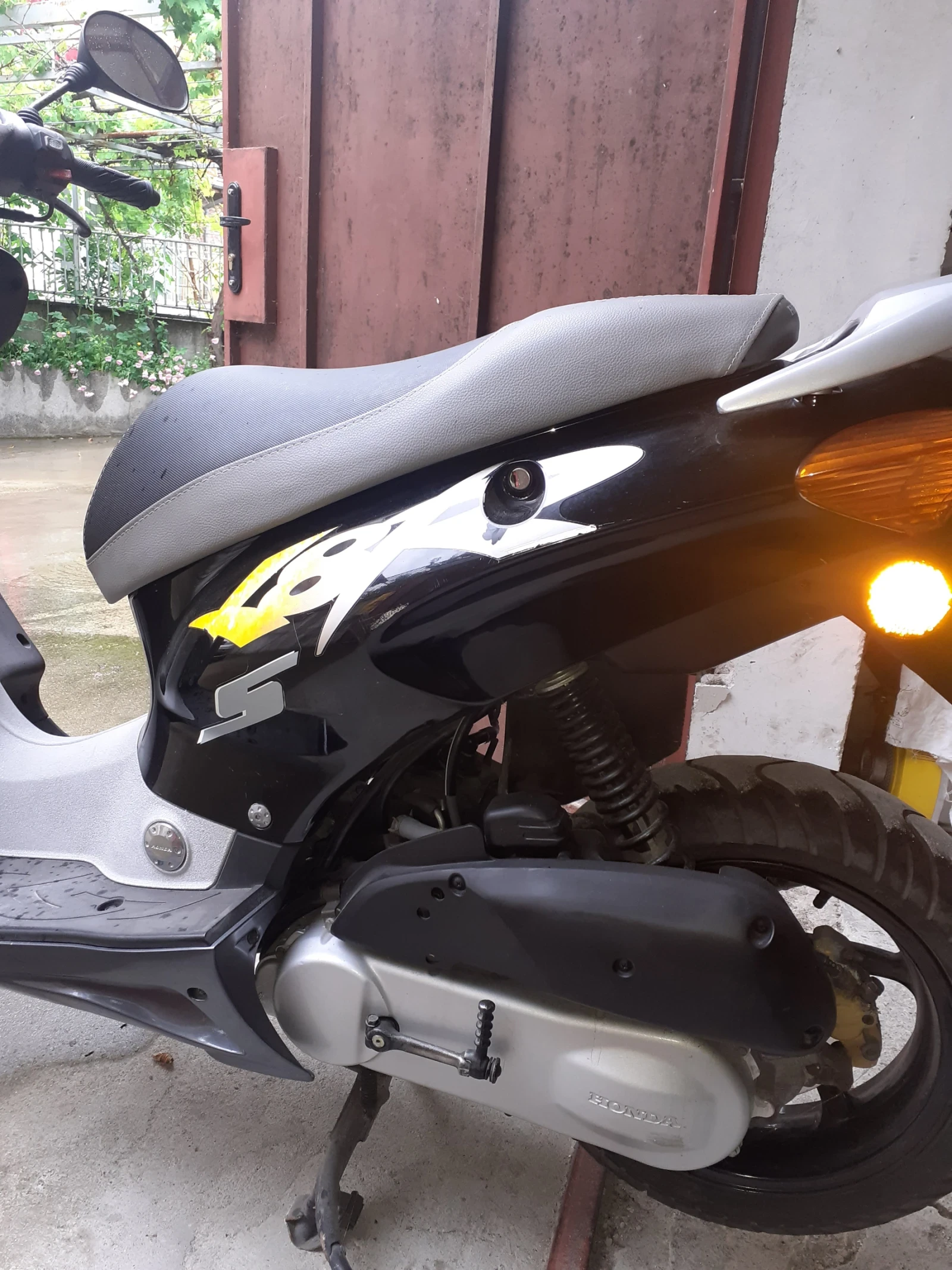 Honda X8R-S  - изображение 3