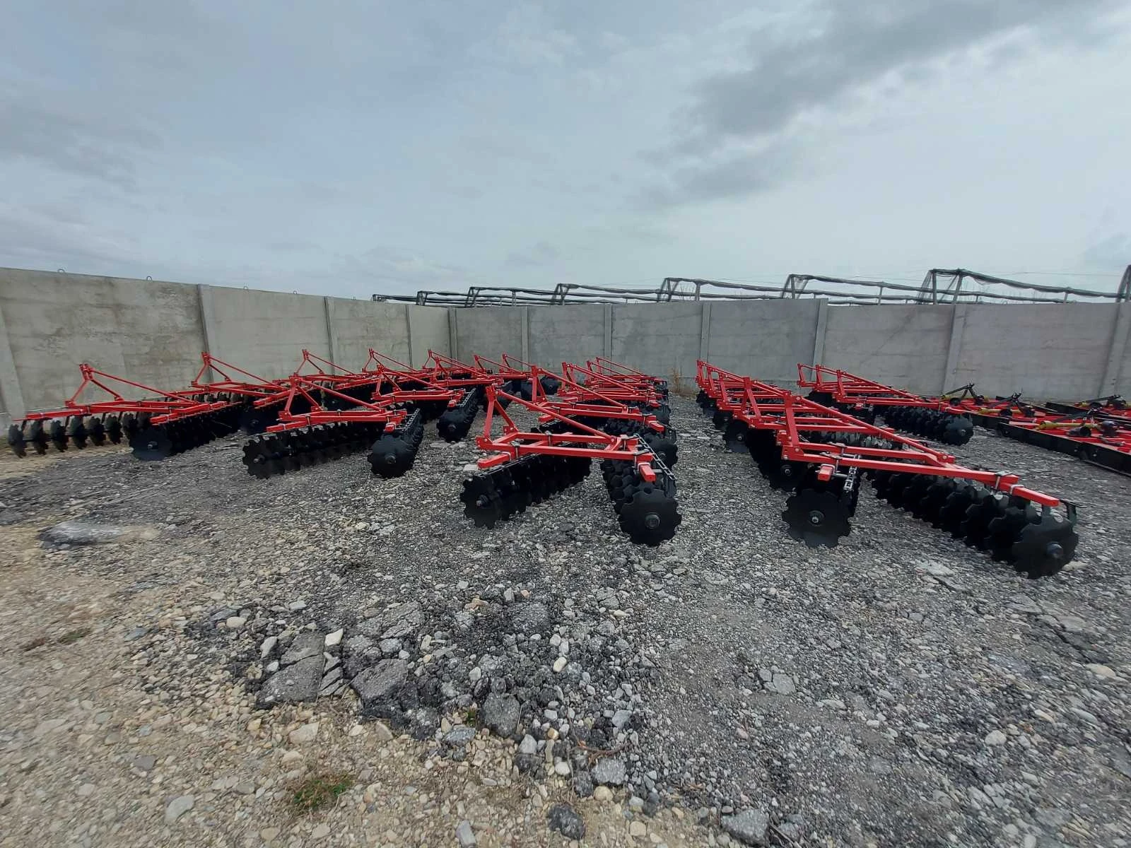 Брана Друга марка DH , снимка 1