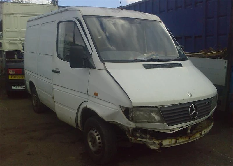 Горивна система за Mercedes-Benz Sprinter 308, снимка 2 - Части - 22444266