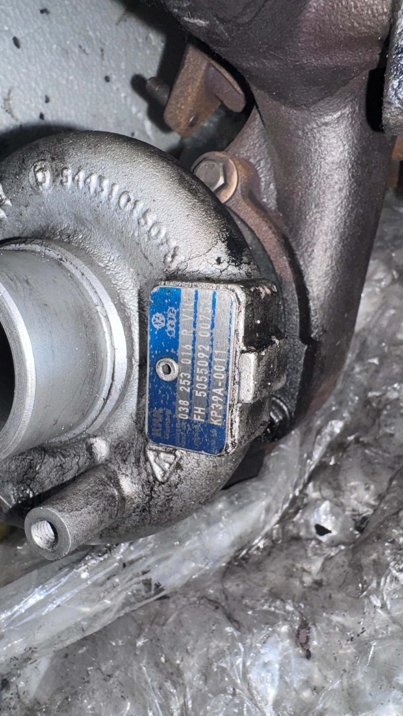 ����� ��������� �� VW Golf 5 - KP39A-0011 / FH505509200753 / 038253016 | Mobile.bg � ����������� 2