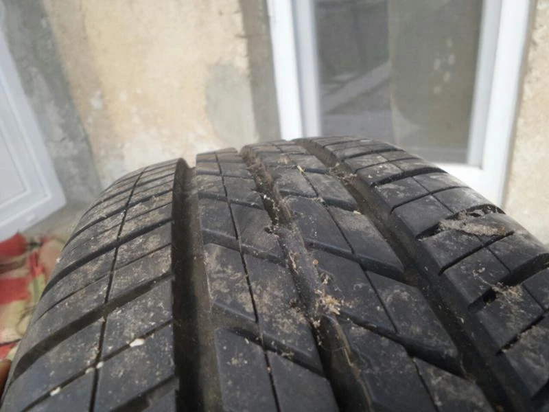 Гуми с джанти Kumho 195/60R15, снимка 2 - Гуми и джанти - 17721509