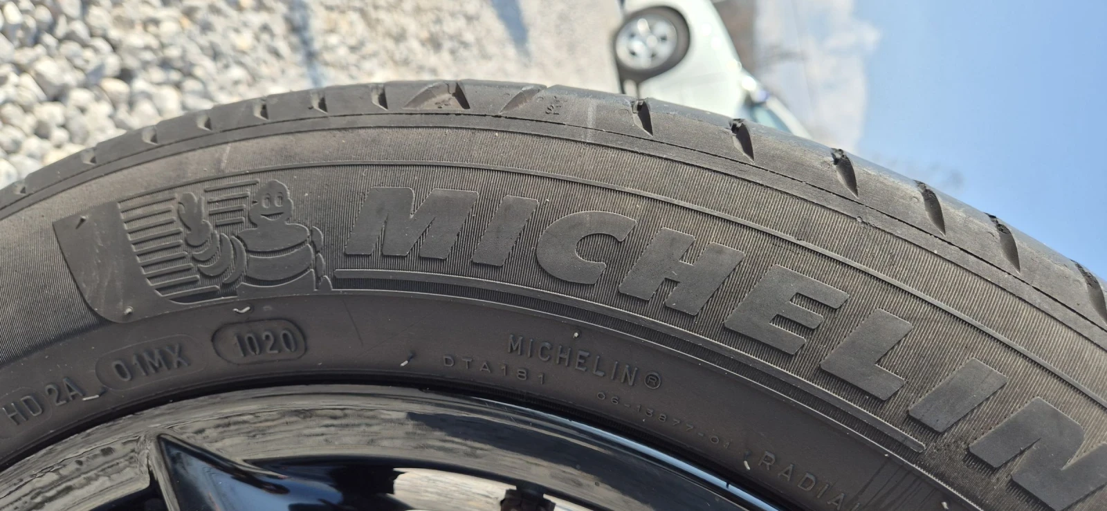 Гуми с джанти Michelin 205/50R17, снимка 5 - Гуми и джанти - 53734761