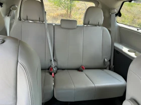 Toyota Sienna AWD, снимка 10