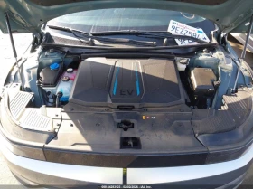 Hyundai Ioniq 5 AWD 320кс - 17500 € / 34227.03 лв. - 17313098 10