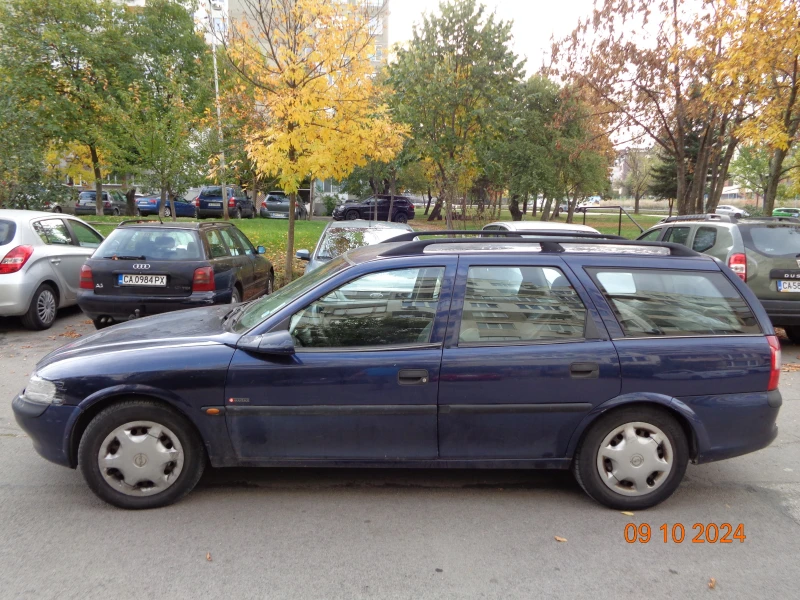 Opel Vectra, снимка 3 - Автомобили и джипове - 47537807