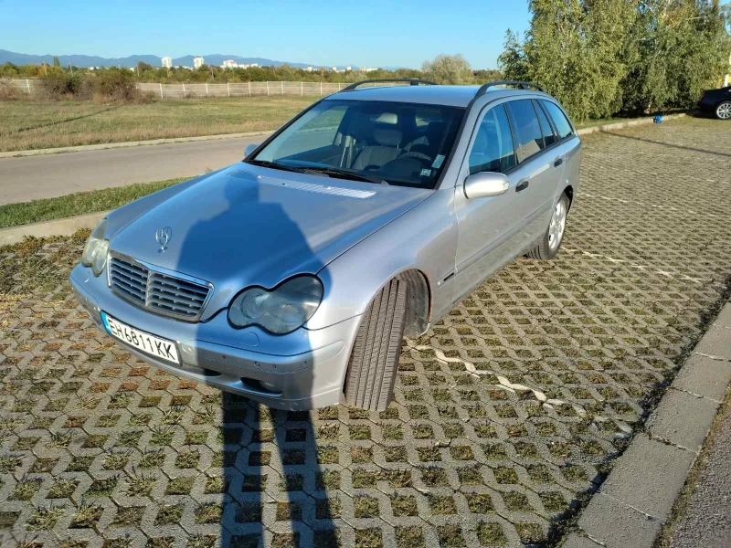 Mercedes-Benz C 220, снимка 1 - Автомобили и джипове - 47626417