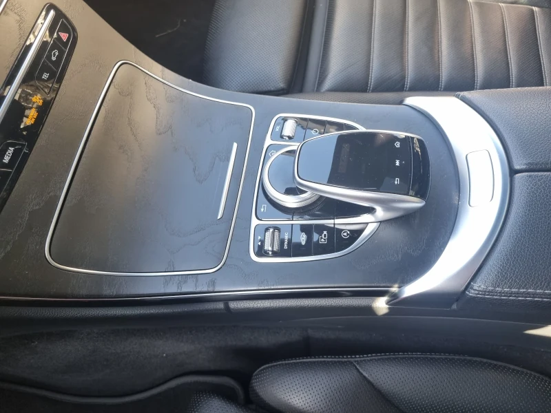 Mercedes-Benz C 220 FULL AMG OPTIC 4 Matic, снимка 14 - Автомобили и джипове - 52479636