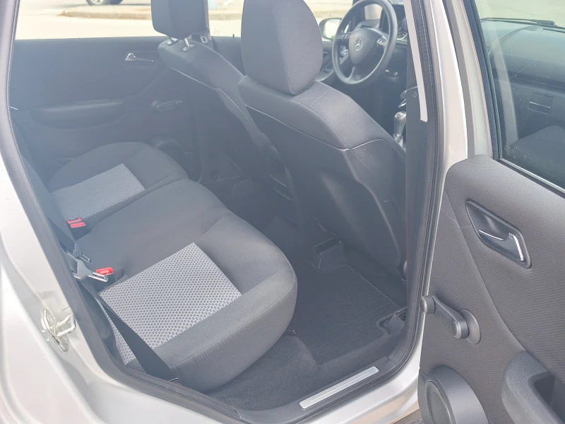 Mercedes-Benz A 150 Климатик , снимка 9 - Автомобили и джипове - 50287015
