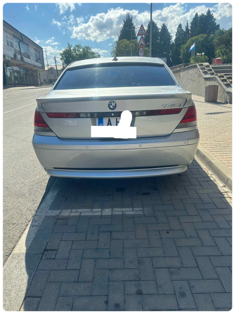 BMW 745 745, снимка 2 - Автомобили и джипове - 52399031