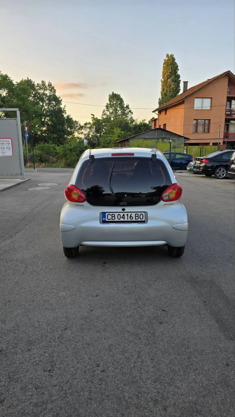 Toyota Aygo, снимка 3 - Автомобили и джипове - 52508023