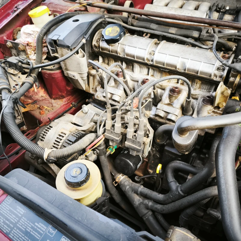 Renault Megane, снимка 14 - Автомобили и джипове - 52629064