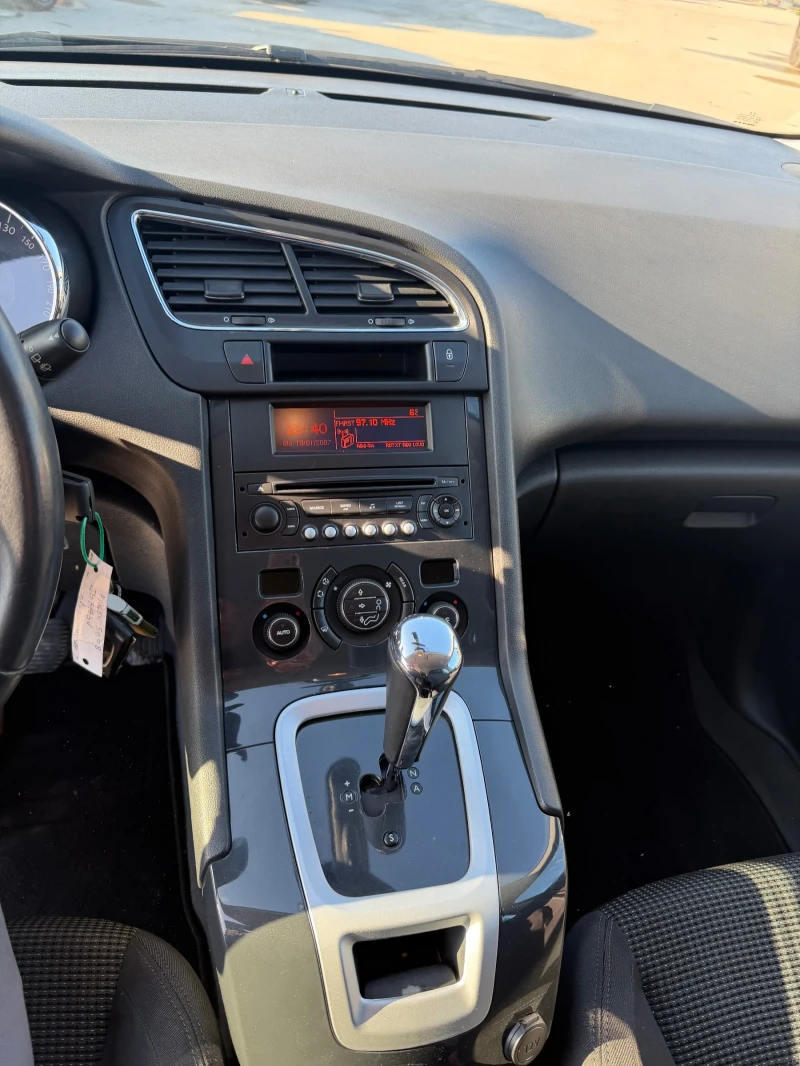 Peugeot 5008 * 1.6HDI* TOP* , снимка 11 - Автомобили и джипове - 52811405