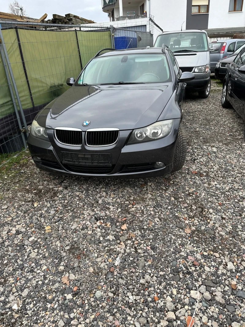 BMW 320, снимка 12 - Автомобили и джипове - 52874524
