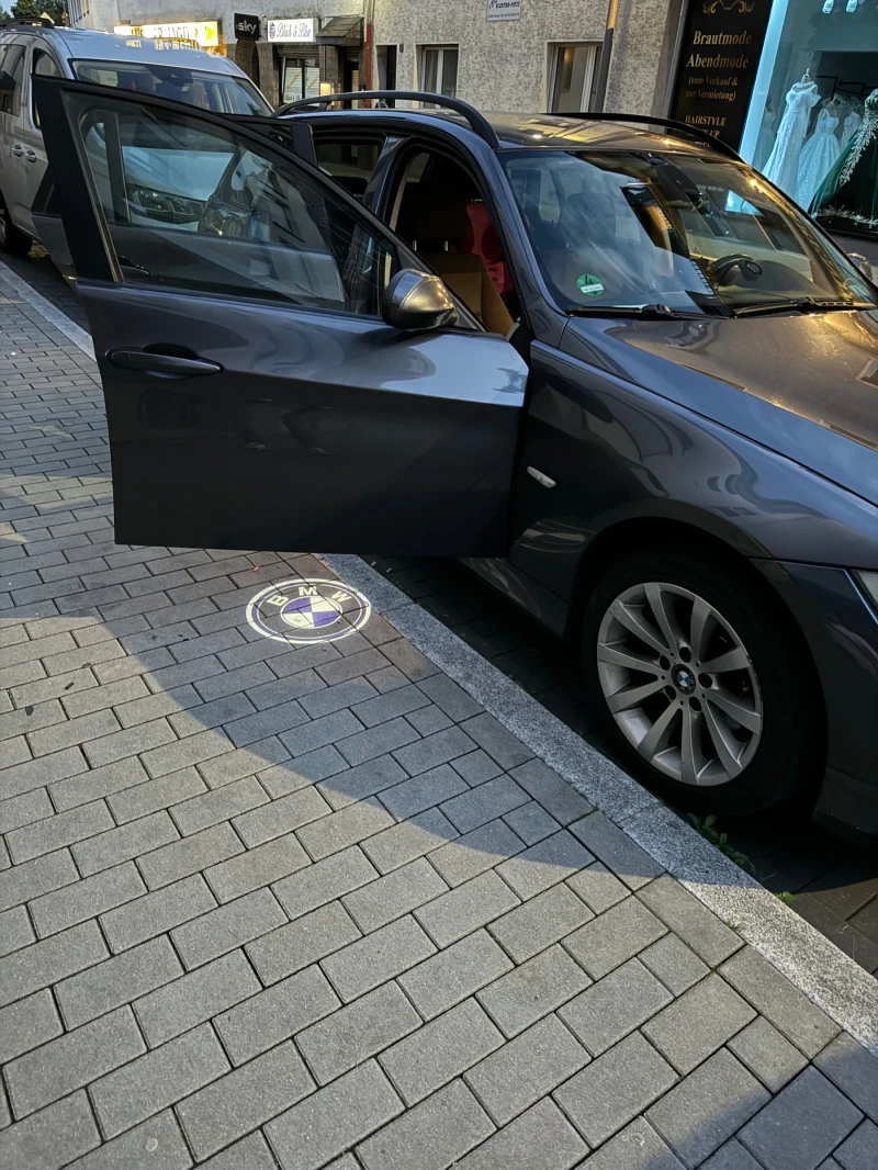 BMW 320, снимка 3 - Автомобили и джипове - 52874524