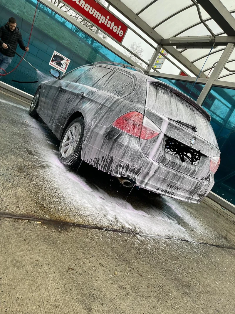 BMW 320, снимка 11 - Автомобили и джипове - 52874524