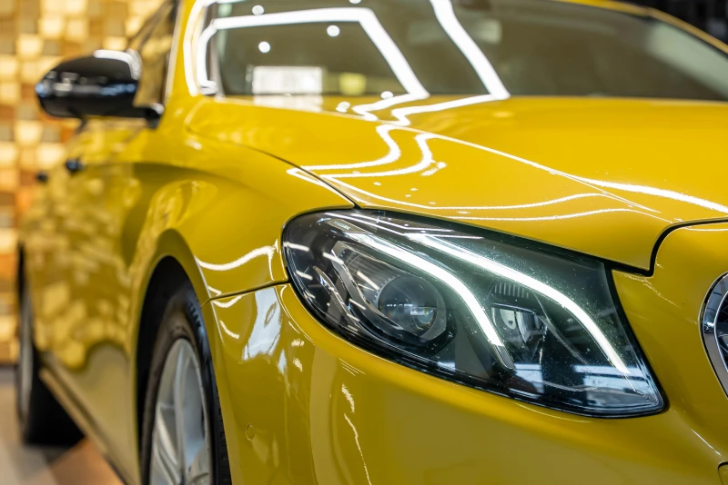 Mercedes-Benz E 220 Diesel, снимка 5 - Автомобили и джипове - 52990753