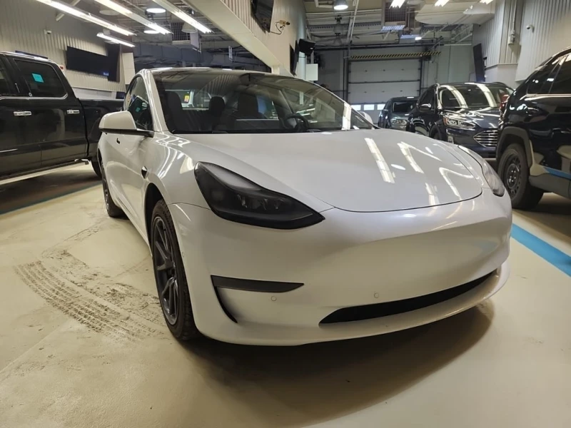 Tesla Model 3 * STANDARD RANGE * CARFAX * БЕЗ ПЪРВОНАЧАЛНА ВНОСК, снимка 2 - Автомобили и джипове - 53163642