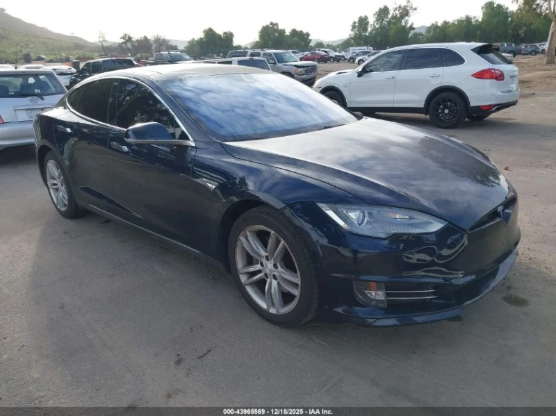 Tesla Model S P85