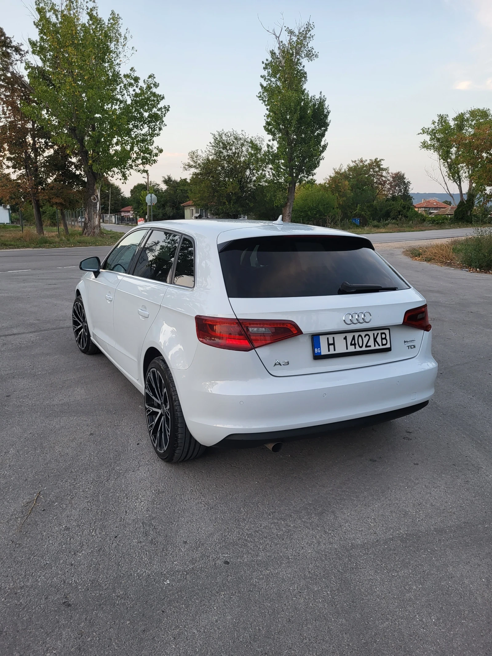 Audi A3 1.6TDI= 110к.с.= S-TRONIC= DRIVE SELECT= NAVI - изображение 2