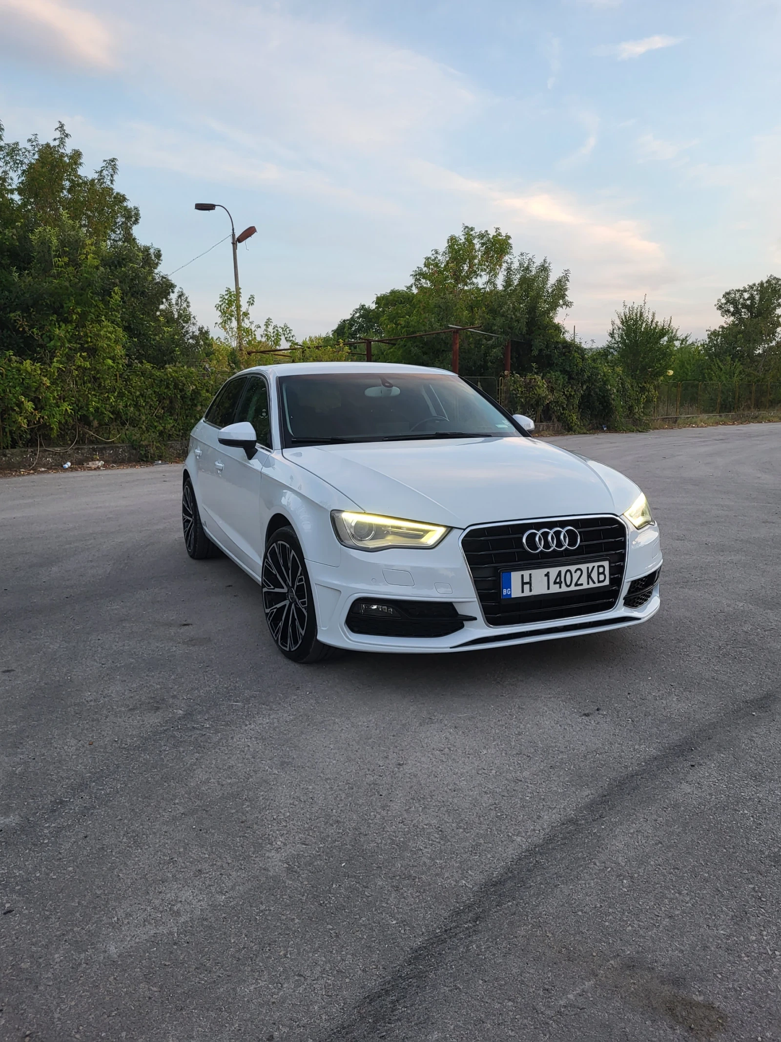 Audi A3 1.6TDI= 110к.с.= S-TRONIC= DRIVE SELECT= NAVI - изображение 4