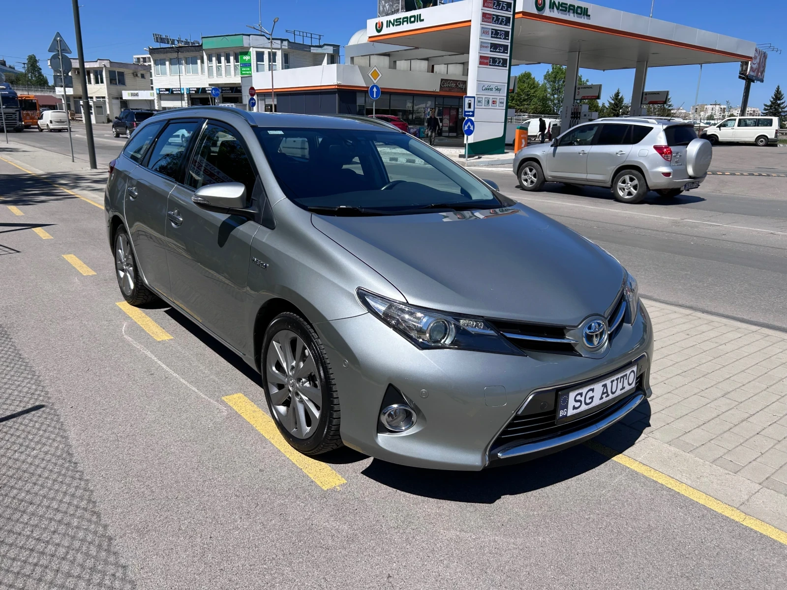 Toyota Auris 1.8 HYBRID/NAVI/AUT/УНИКАТ 130хил.км!!! - изображение 3